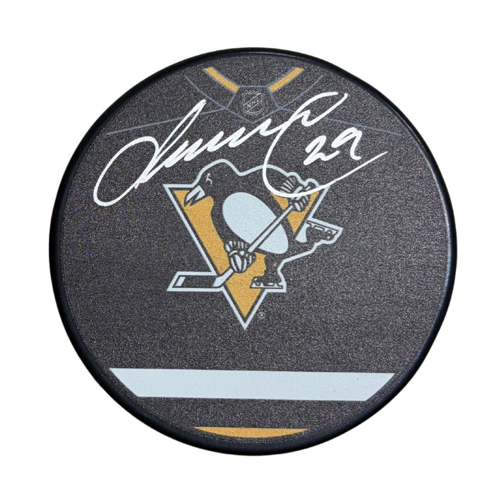 Markus Naslund Autographed Pittsburgh Penguins Puck (Penguins Logo) - Pastime Sports & Games