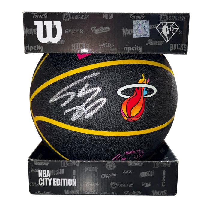 Shaquille O'Neal Autographed Miami Heat 75th Anniversary Wilson Black Basketball