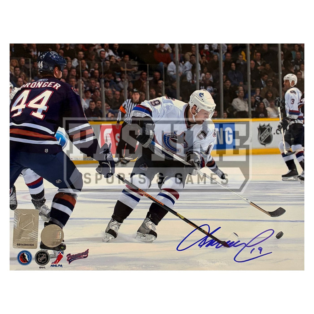 Markus Naslund Autographed Vancouver Canucks Photo (Vs St. Louis Blues) - Pastime Sports & Games