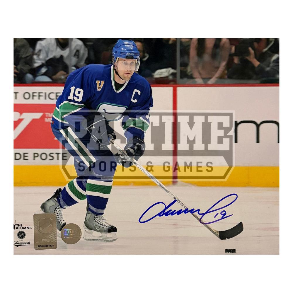Markus Naslund Autographed Vancouver Canucks Photo (Home Stick Jersey Skating 2) - Pastime Sports & Games