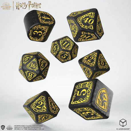 Harry Potter 7-Piece Dice Set Hogwarts Houses - Pastime Sports & Games