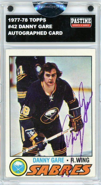 #42 Danny Gare 1977/78 Topps Hockey Autographed Card Encased in Magpro - Pastime Sports & Games