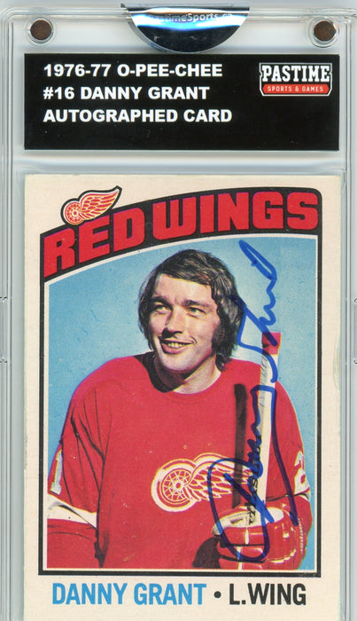 Danny Grant #16 1976/77 O-Pee-Chee Hockey Autographed Card Encased in Magpro