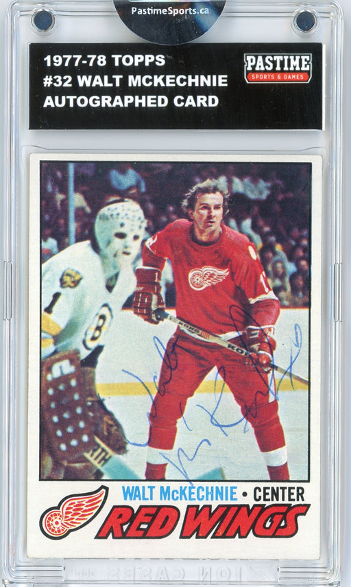 Walt McKechnie #32 1977/78 Topps Hockey Autographed Card Encased in Magpro