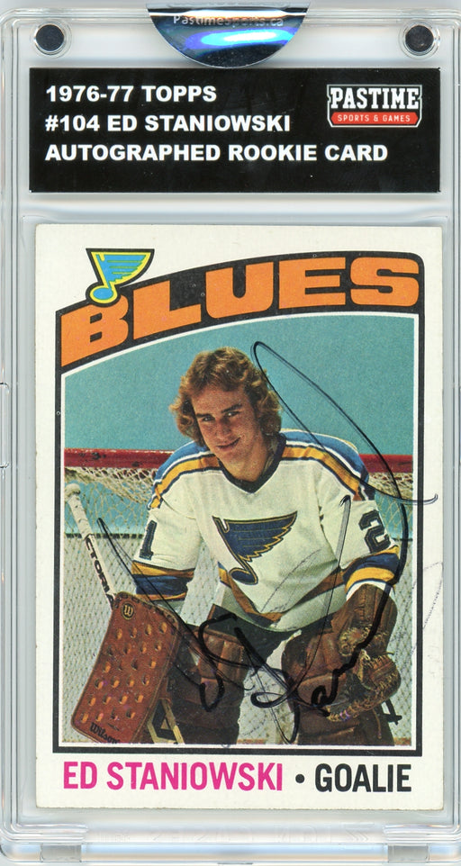 Ed Staniowski #104 1976/77 Topps Hockey Autographed Card Encased in Magpro