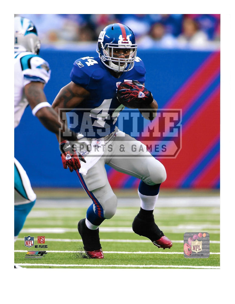 Ahmed Bradshaw 8X10 New York Giants Home Jersey (Running With Ball Pose 2) - Pastime Sports & Games