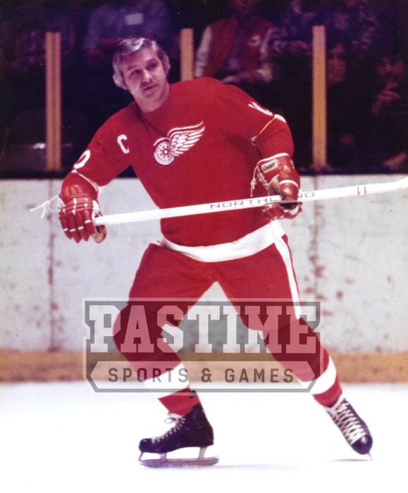 Alex Delvecchio 8X10 Red Wings Home Jersey (Skating With Stick) - Pastime Sports & Games