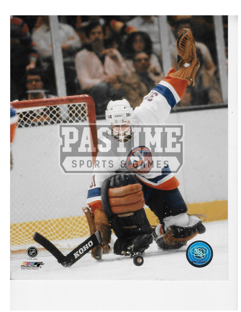 Billy Smith 8X10 New York Islanders Away Jersey (Saving Shot) - Pastime Sports & Games