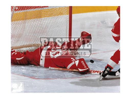 Chris Osgood 8X10 Detroit Red Wings Home Jersey (Laying On Ice) - Pastime Sports & Games