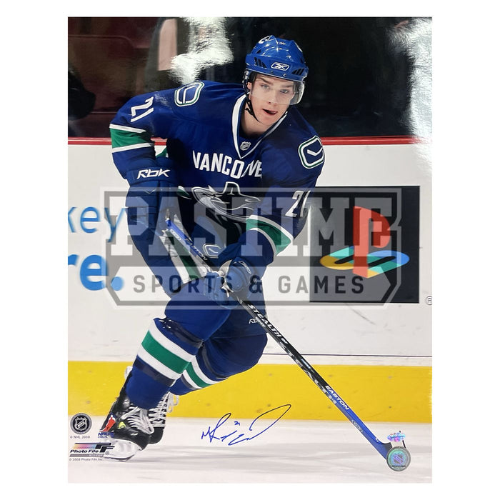 Mason Raymond Autographed 16X20 Vancouver Canucks Home Jersey (Skating) - Pastime Sports & Games