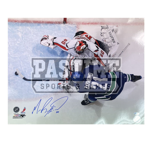 Mason Raymond Autographed 16X20 Vancouver Canucks Photo - Pastime Sports & Games