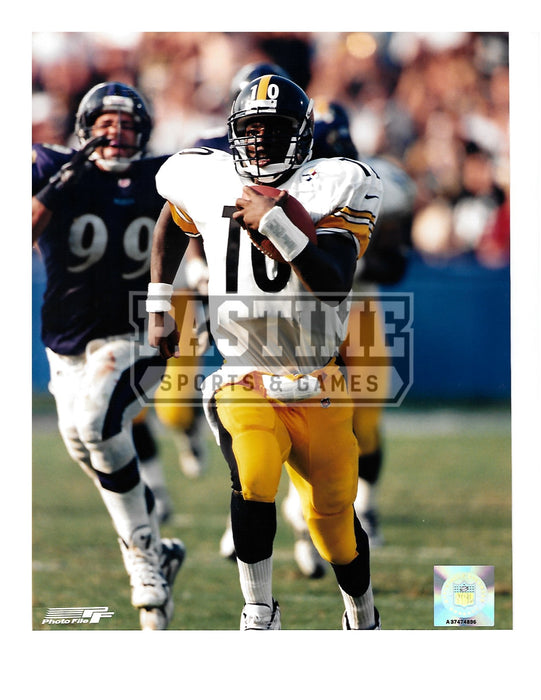 Dennis Dixon 8X10 Pittsburgh Steelers (Running) - Pastime Sports & Games