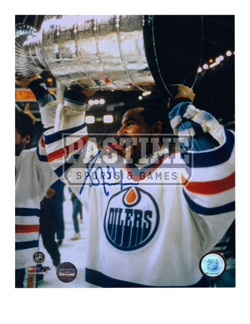 Grant Fuhr Autogrphed 8X10 Edmonton Oilers Away Jersey (Holding Cup) - Pastime Sports & Games