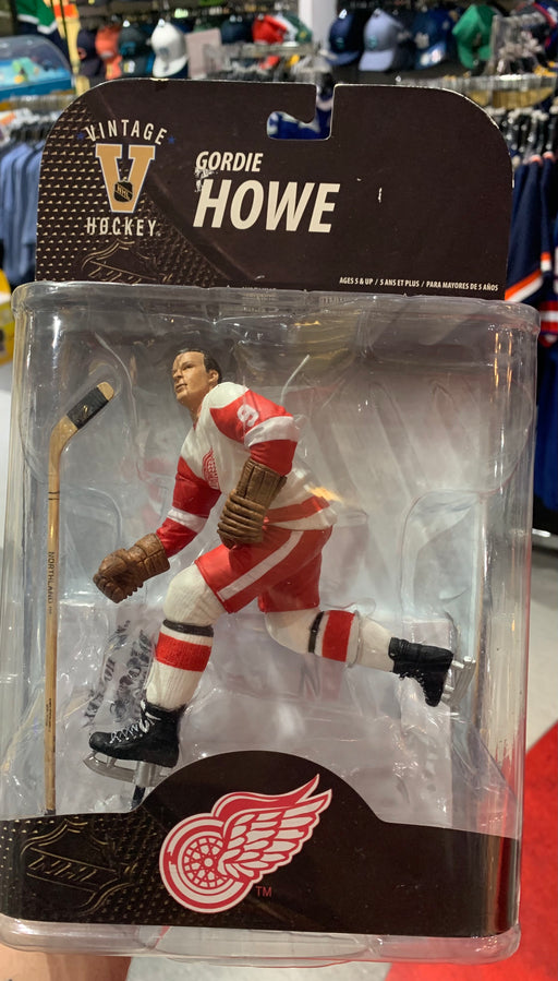 Gordie Howe Detroit Red Wing Vintage McFarlane Action Figure Hockey Collector's Item - Pastime Sports & Games