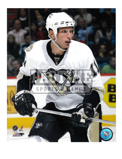 Jordan Staal 8X10 Pittsburgh Penguins Away Jersey (Close Up) - Pastime Sports & Games