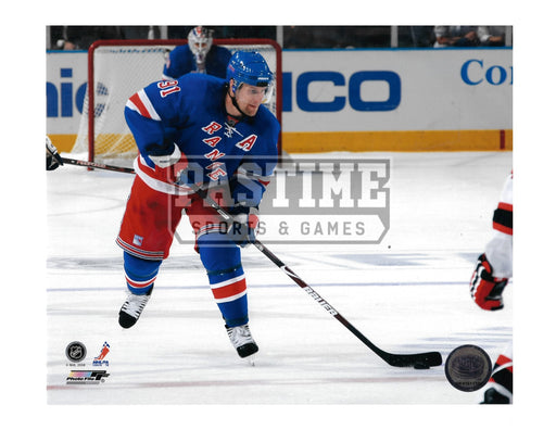 Markus Naslund 8X10 New York Rangers Home Jersey (Skating With Puck) - Pastime Sports & Games