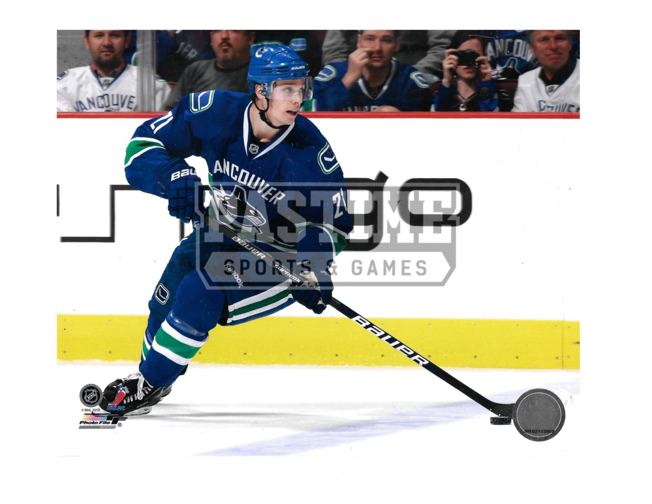 Mason Raymond 8X10 Vancouver Canucks Home Jersey (Skating With Puck) - Pastime Sports & Games