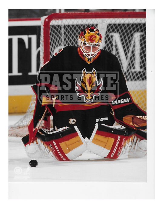 Mike Vernon 8X10 Calgary Flames Home Jersey (Saving Shot) - Pastime Sports & Games