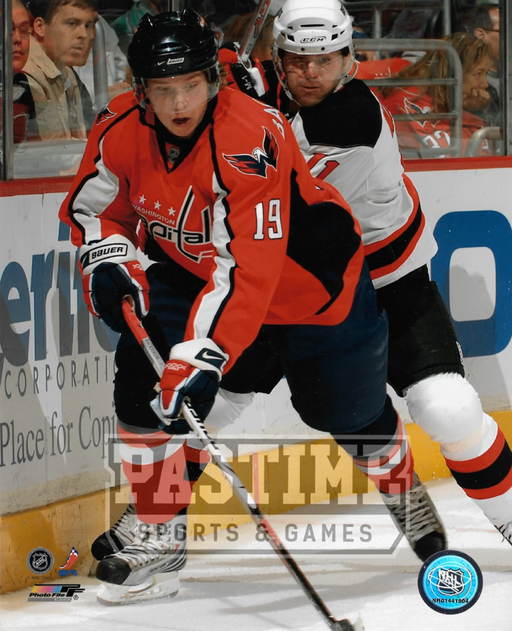 Nicklas Backstrom 8X10 Capitals Home Jersey (Skating Along Boards) - Pastime Sports & Games