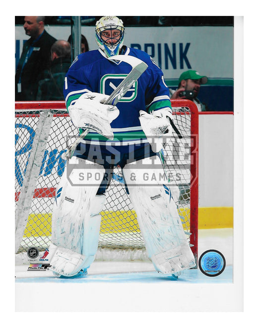 Roberto Luongo 8X10 Vancouver Canucks Home Jersey (Stick Up) - Pastime Sports & Games
