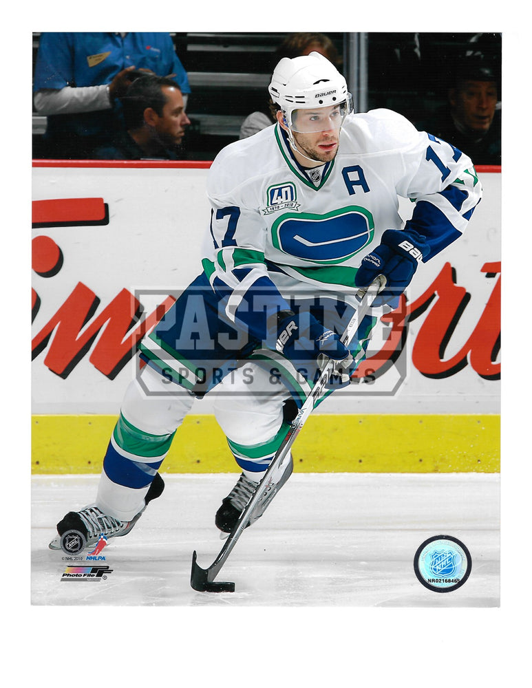 Ryan Kesler 8X10 Vancouver Canucks Away Jersey (Tim Hortons On Boards) - Pastime Sports & Games