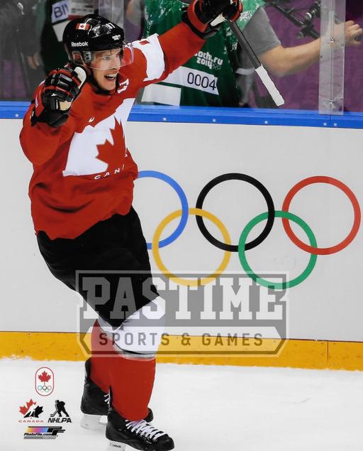 Sidney Crosby 8X10 Team Canada 2014 Olympic Gold (Skating Arms In The Air) - Pastime Sports & Games