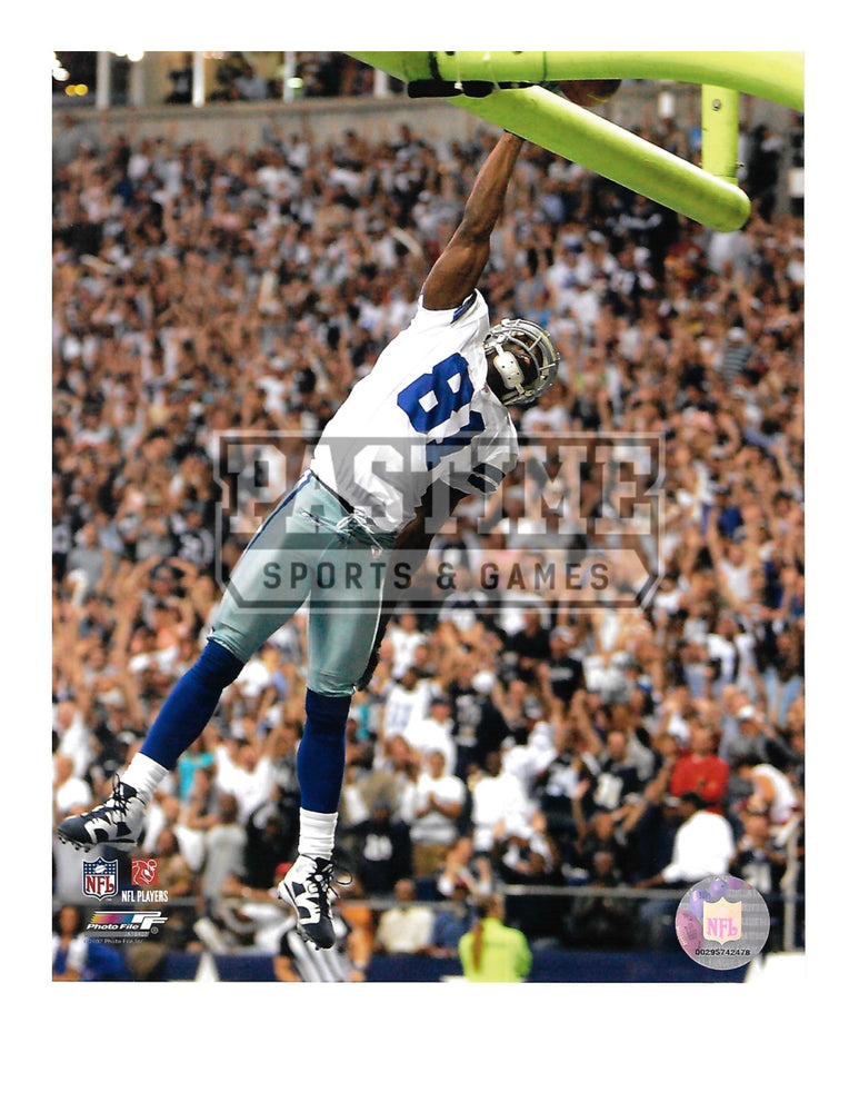 Terrell Owens 8X10 Dallas Cowboys Away Jersey (Jumping) - Pastime Sports & Games