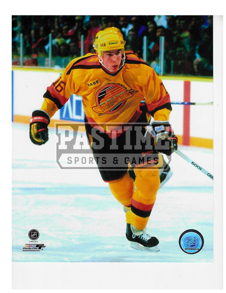 Trevor Linden 8X10 Vancouver Canuck Yellow Home Jersey (Skating Once Foot On Ice) - Pastime Sports & Games