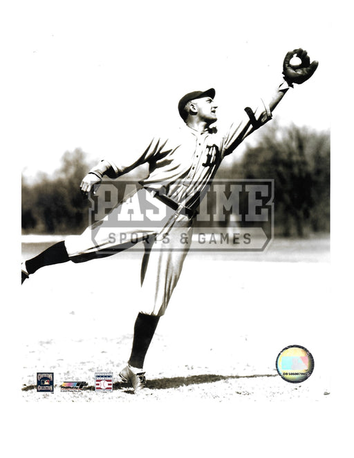 Ty Cobb 8X10 Detroit Tigers (Catching Ball) - Pastime Sports & Games